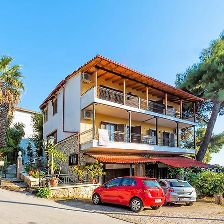 Xenios Loutra Village Karnagio Buitenkant foto
