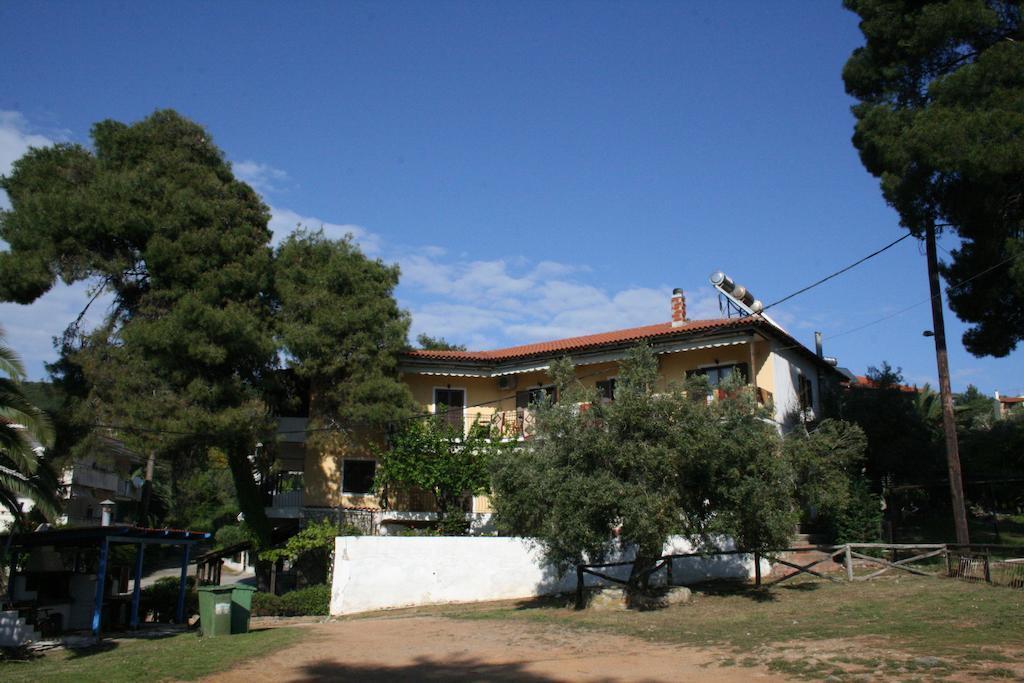 Xenios Loutra Village Karnagio Buitenkant foto