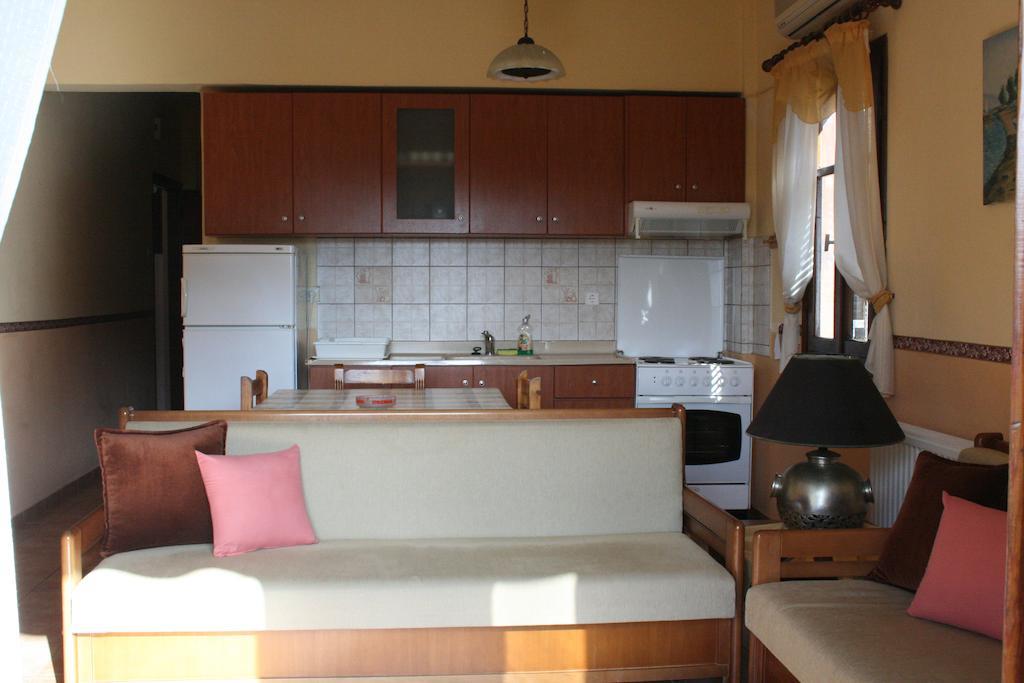 Xenios Loutra Village Karnagio Buitenkant foto