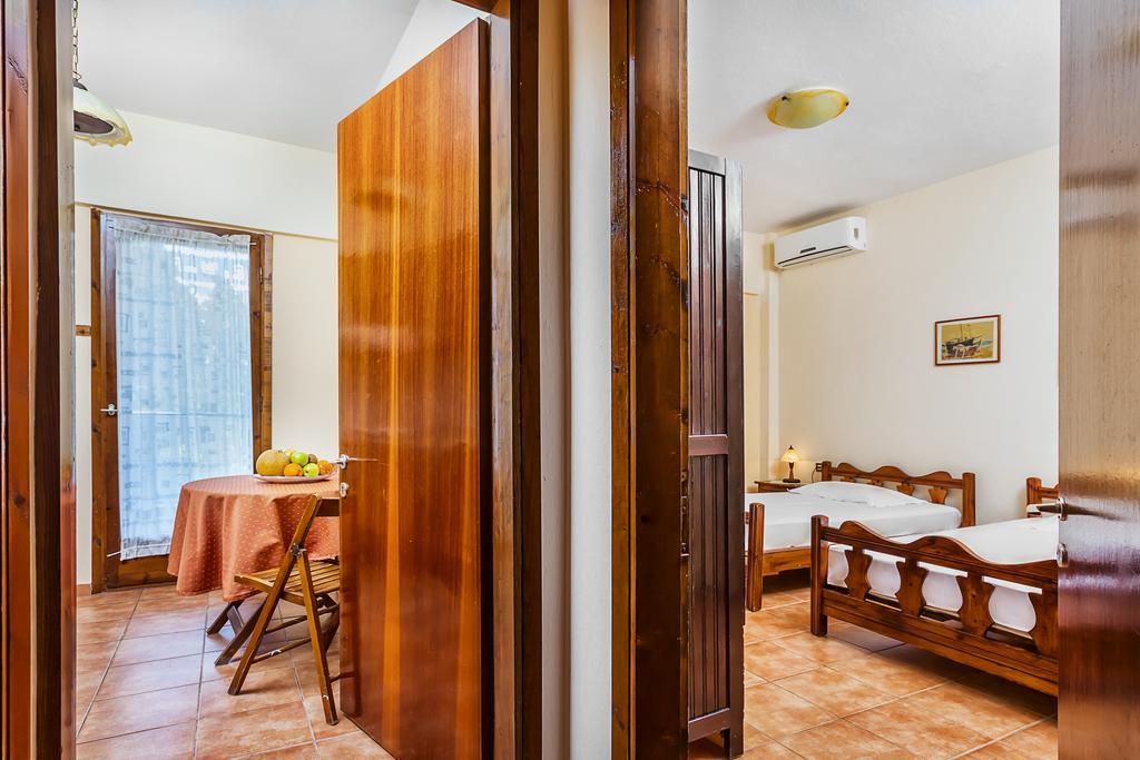 Xenios Loutra Village Karnagio Buitenkant foto