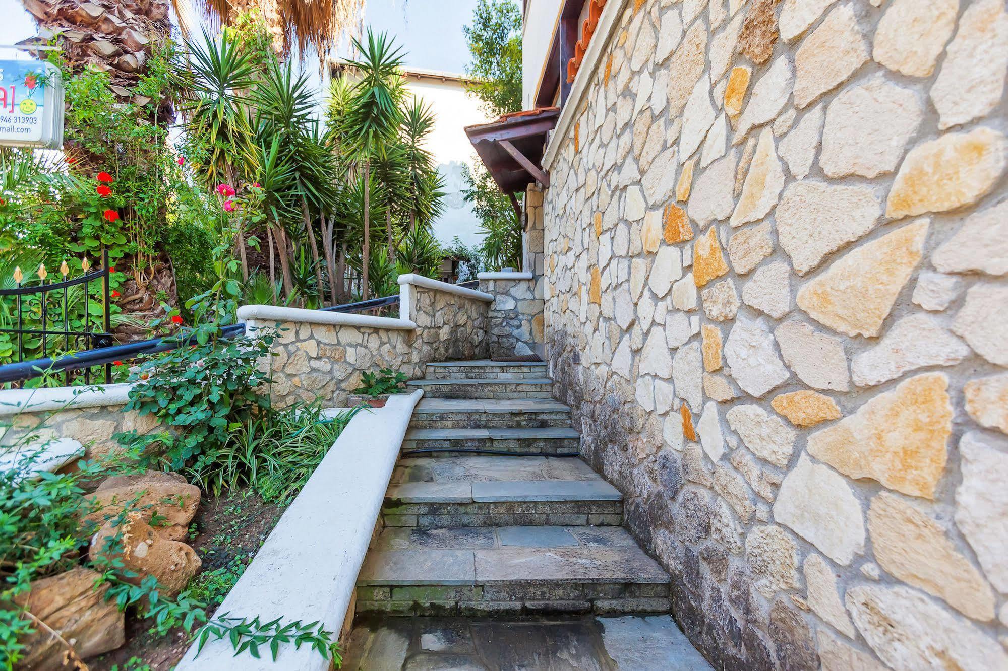 Xenios Loutra Village Karnagio Buitenkant foto